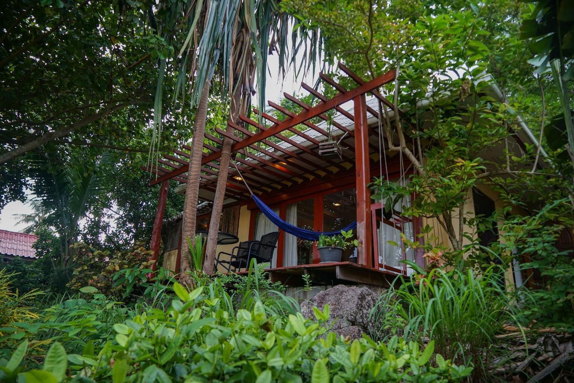 La Cigale Bed & Breakfast Ko Tao
