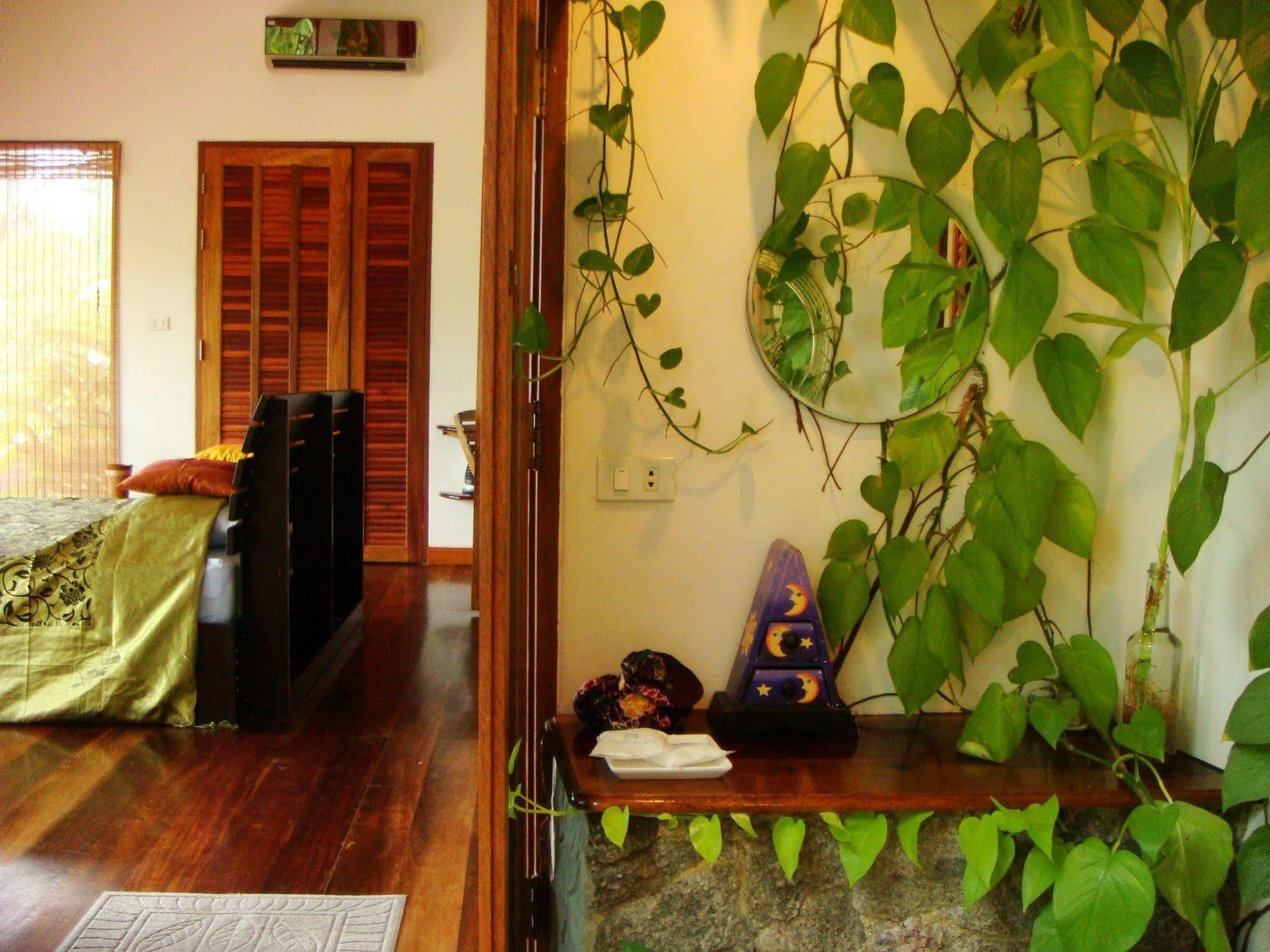 La Cigale Bed & Breakfast Ko Tao